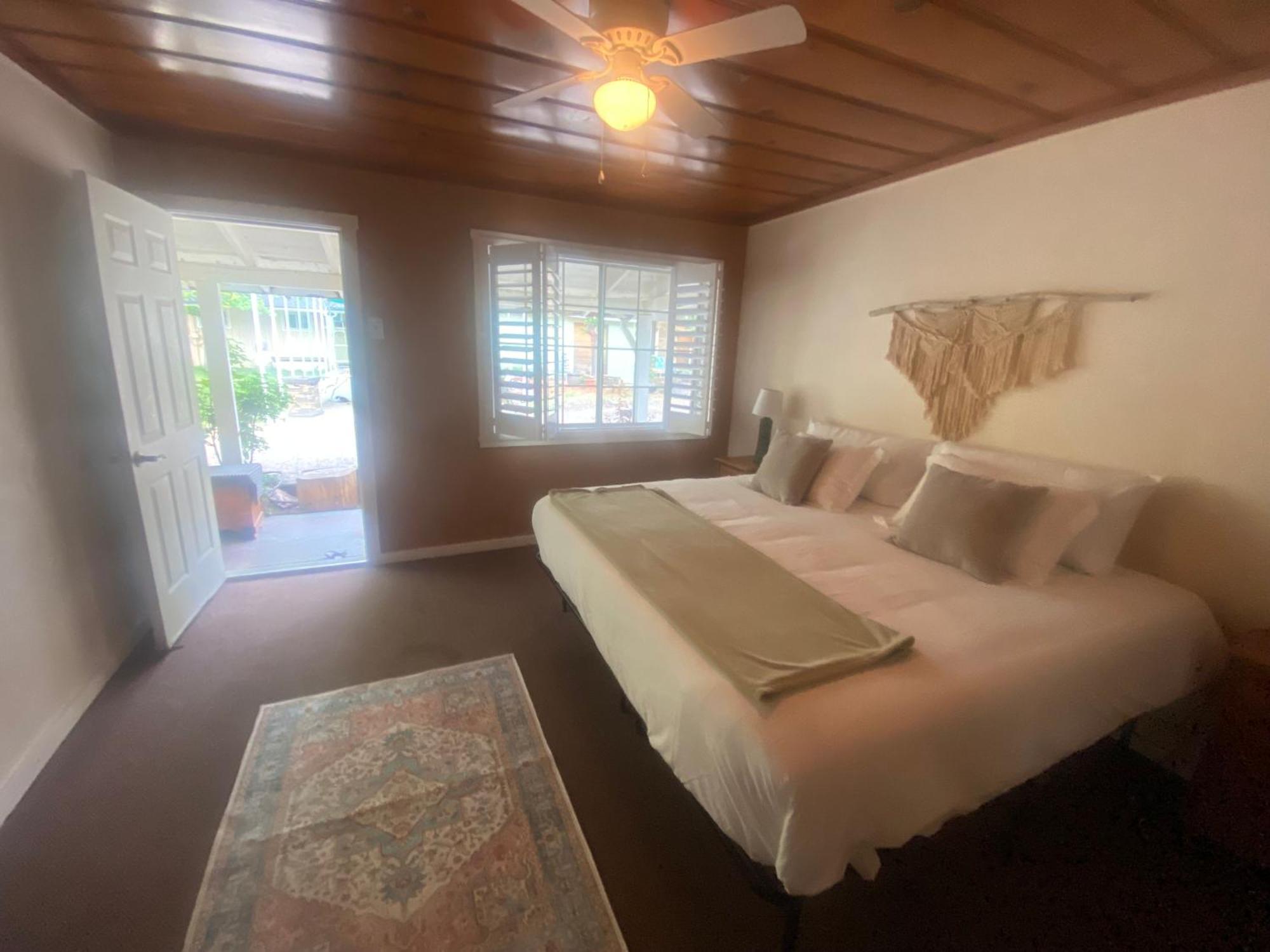 Seven Circles Lodge&Retreat Badger 외부 사진