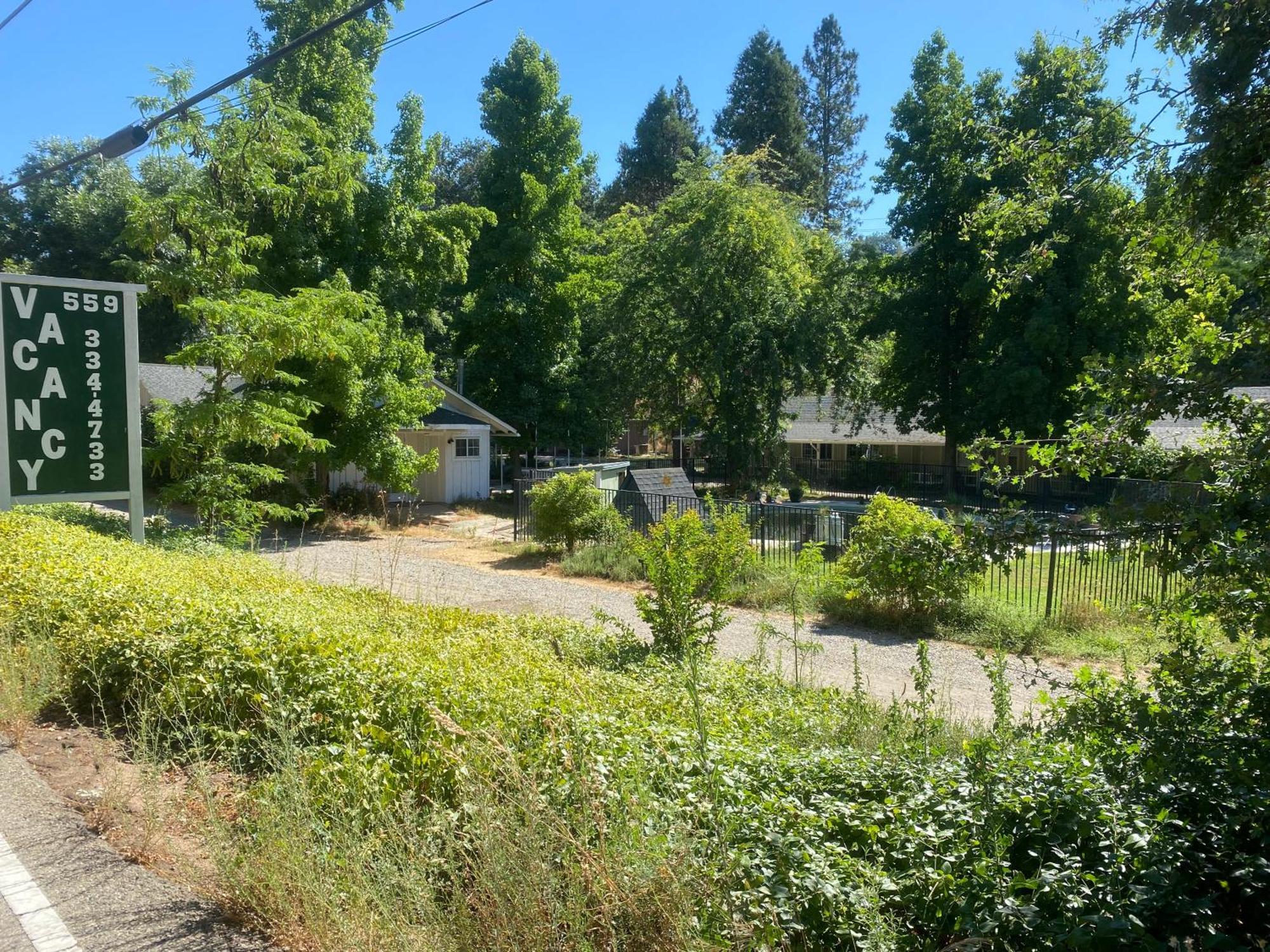 Seven Circles Lodge&Retreat Badger 외부 사진